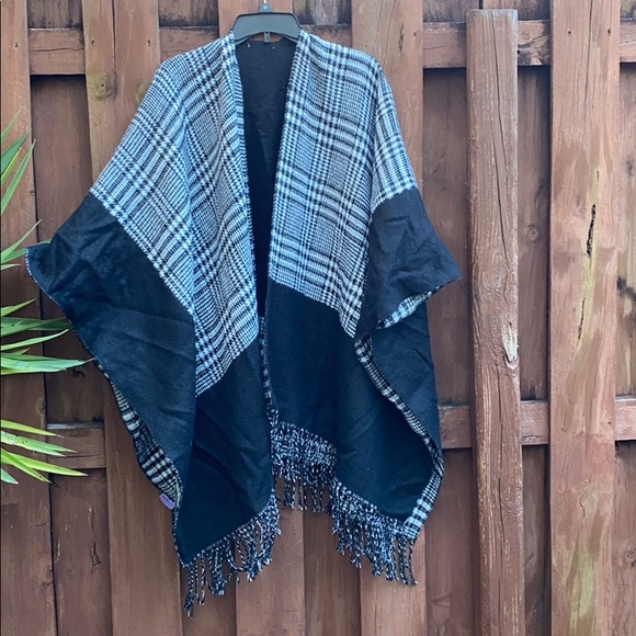 Charter Club Reversible Plaid Colorblocked Topper - Picture 7 of 8